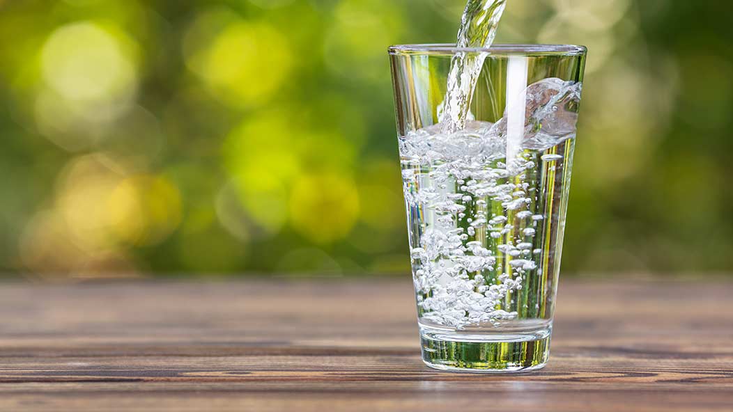 “Hydration 101: Tips for Staying Properly Hydrated Throughout the Day”